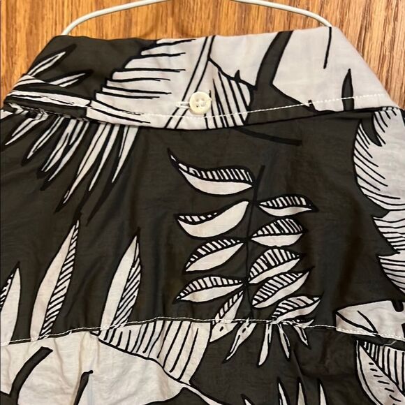 GAP Hawaiian Shirt Men’s Large Black White Casual Button Down Tropical Cotton - Picture 10 of 10